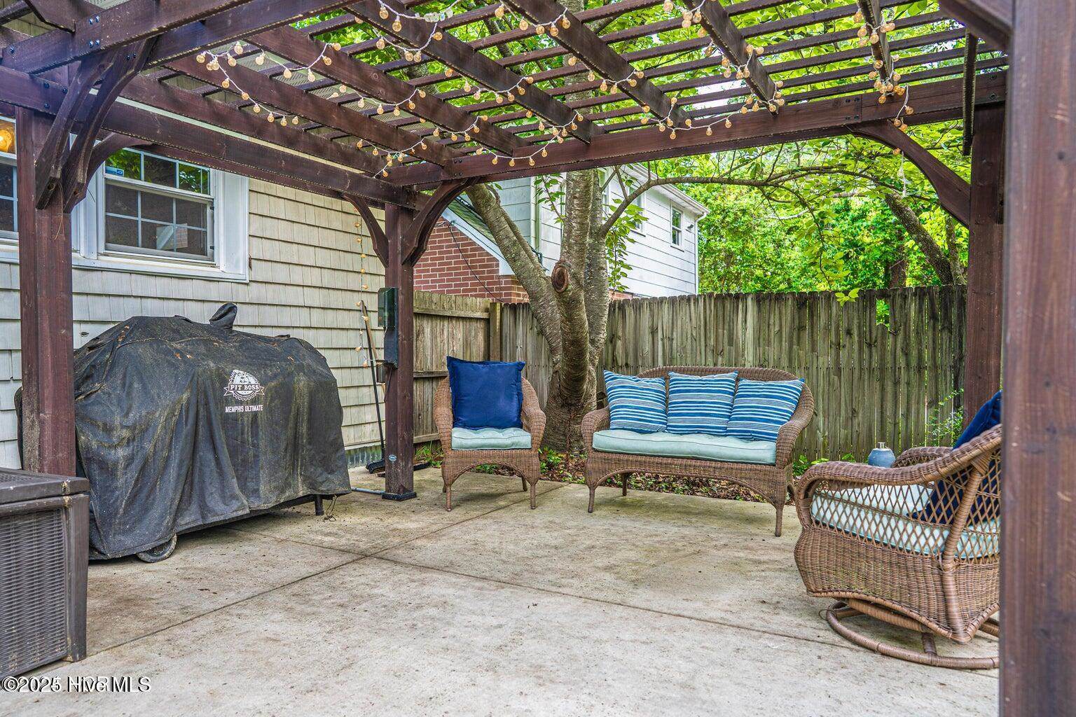 555 North May Street, Southern Pines, NC 28387