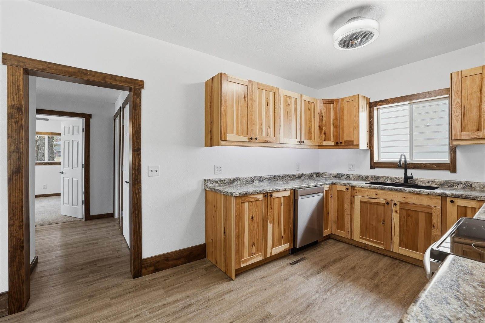 310 N Maple Avenue, Marshfield, WI 54449