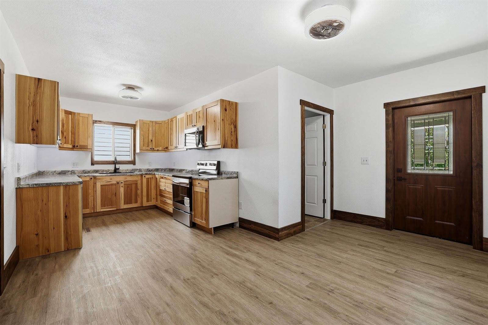 310 N Maple Avenue, Marshfield, WI 54449