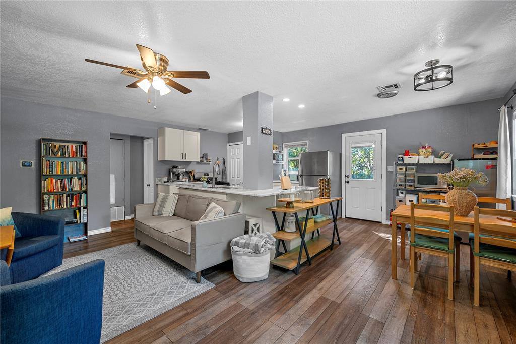 2816 South 3rd Street, Waco, TX 76706
