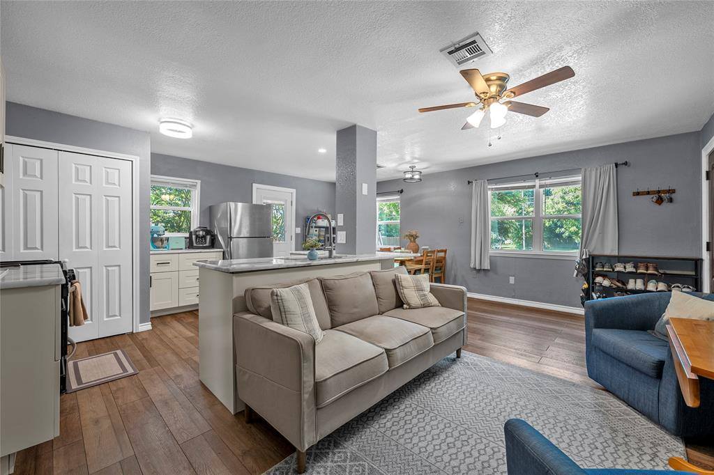 2816 South 3rd Street, Waco, TX 76706