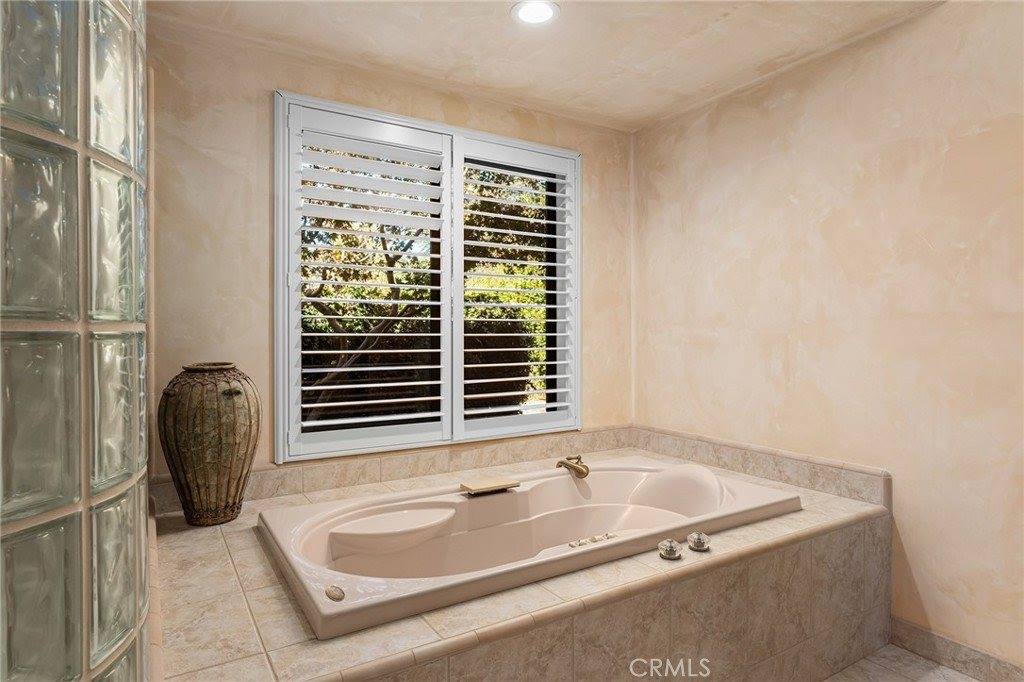 30 Fairway Drive, Chico, CA 95928