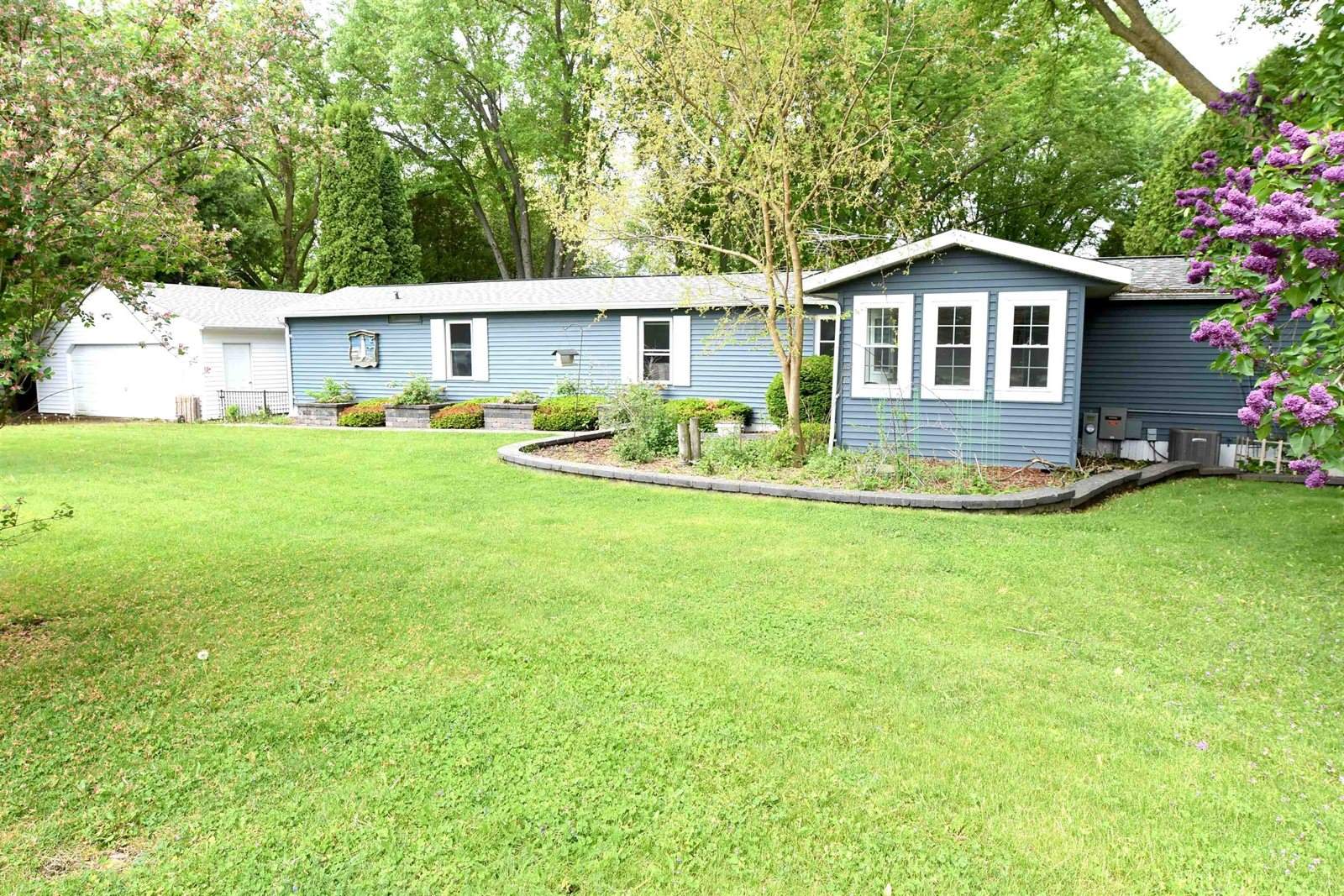 N9675 Northern, Fox Lake, WI 53933