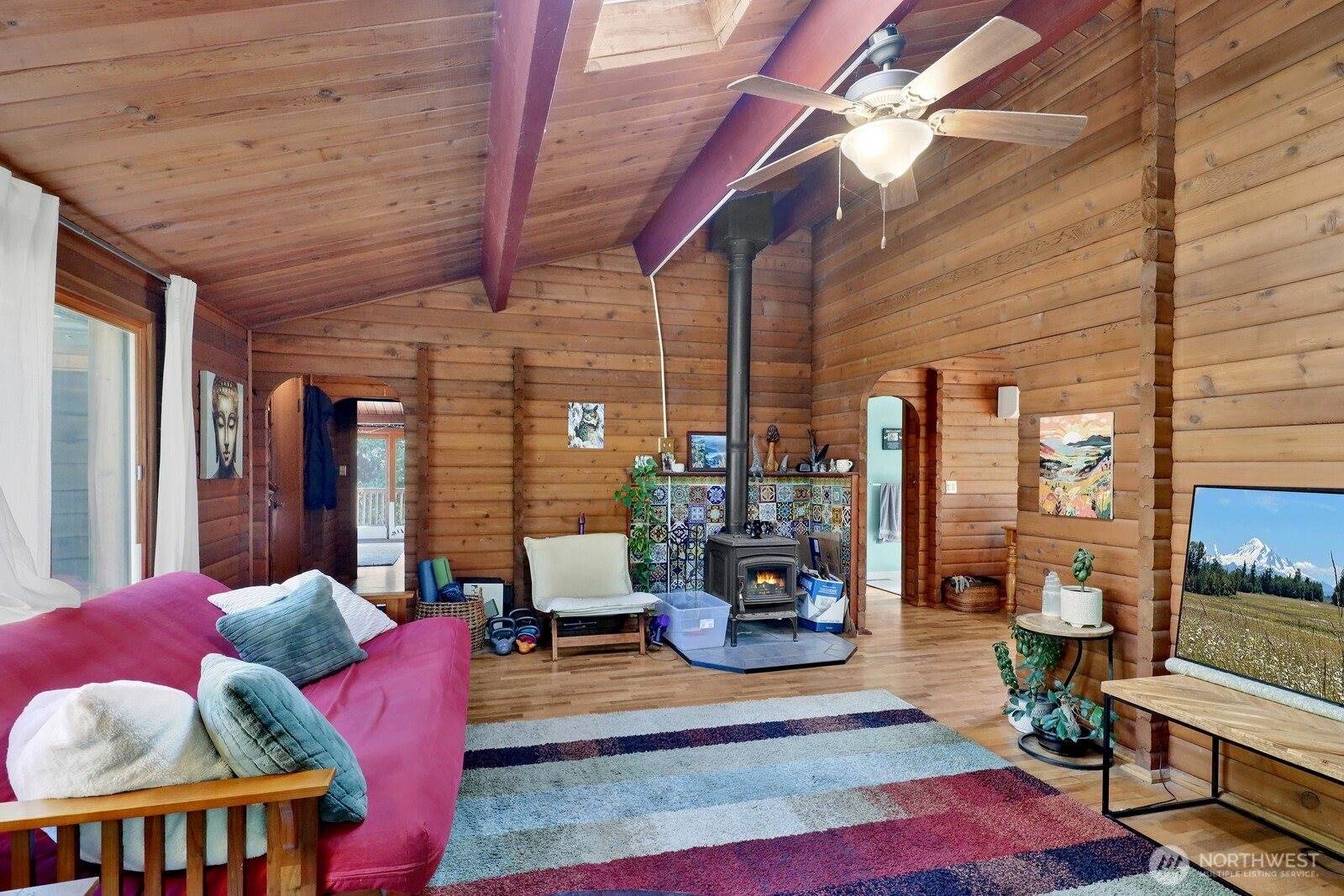 2070 Fairhaven Avenue, Bellingham, WA 98229