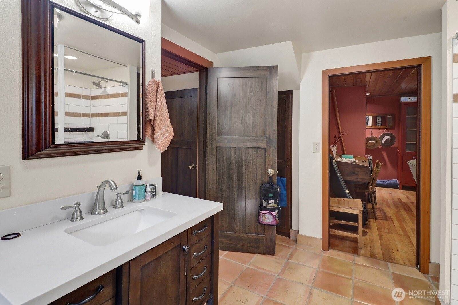 2070 Fairhaven Avenue, Bellingham, WA 98229