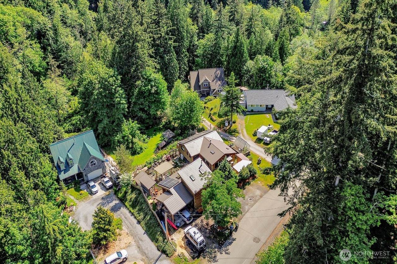 2070 Fairhaven Avenue, Bellingham, WA 98229