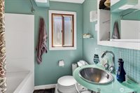 2070 Fairhaven Avenue, Bellingham, WA 98229