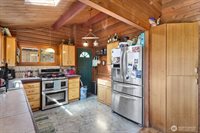 2070 Fairhaven Avenue, Bellingham, WA 98229