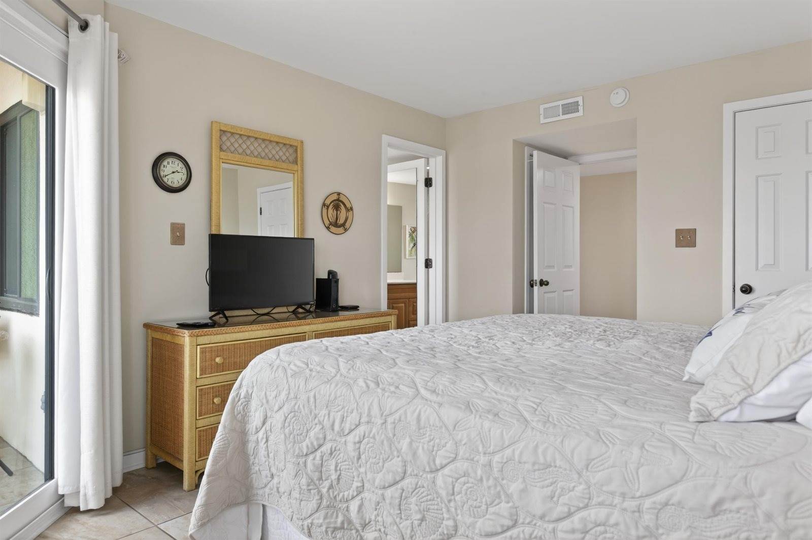 707 S Ocean Blvd., North Myrtle Beach, SC 29582