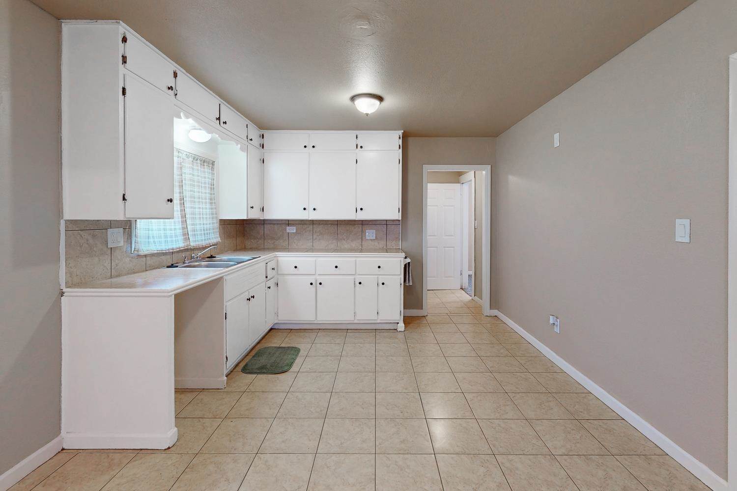 771 Orange Street, Yuba City, CA 95991