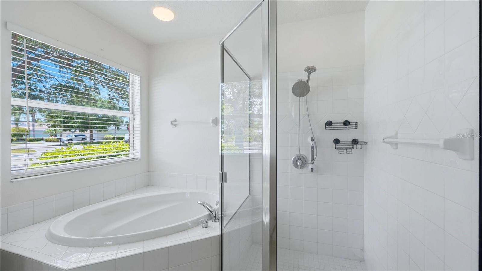 8222 Haven Harbour Way, Bradenton, FL 34212
