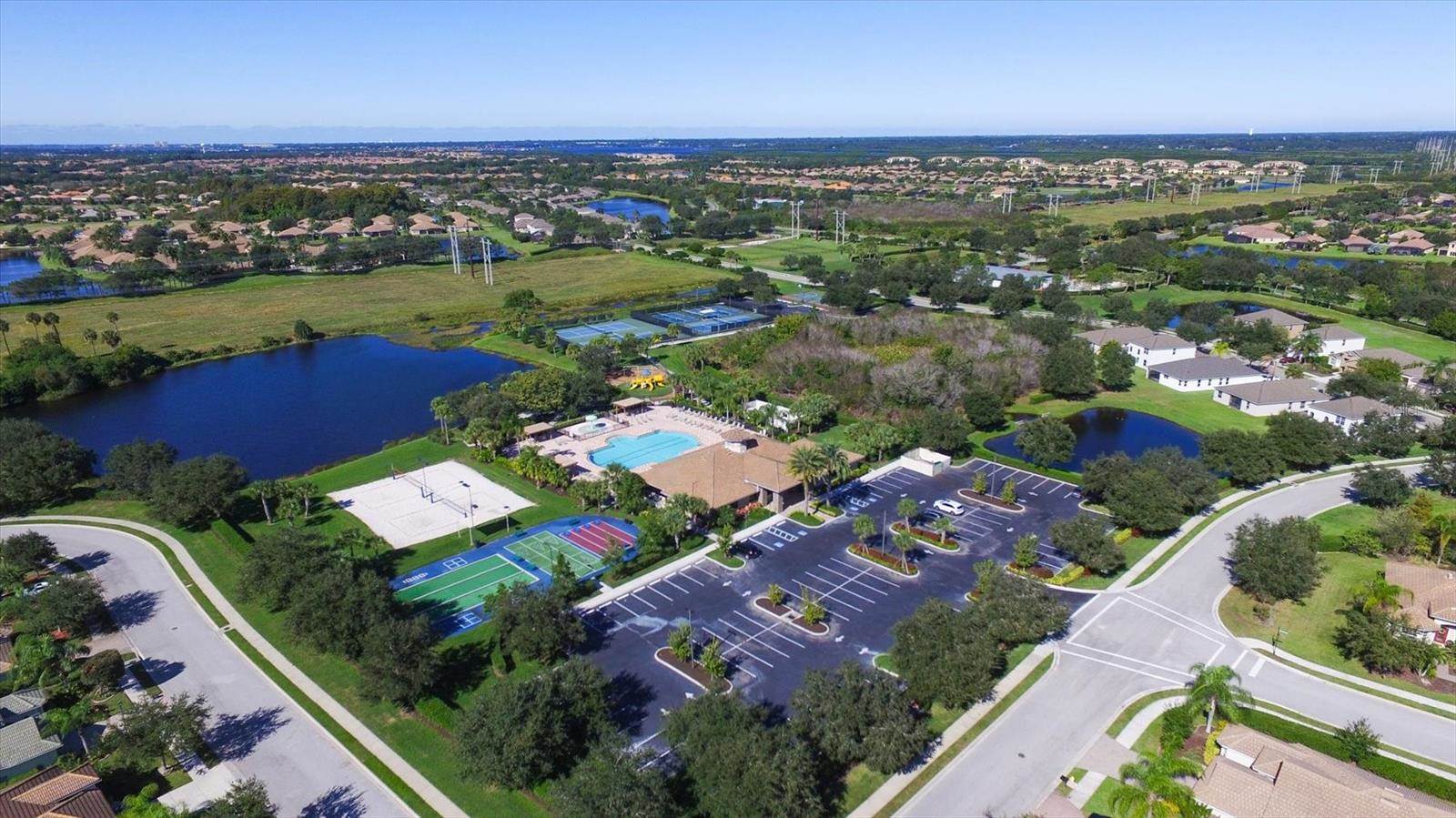 8222 Haven Harbour Way, Bradenton, FL 34212