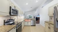 8222 Haven Harbour Way, Bradenton, FL 34212