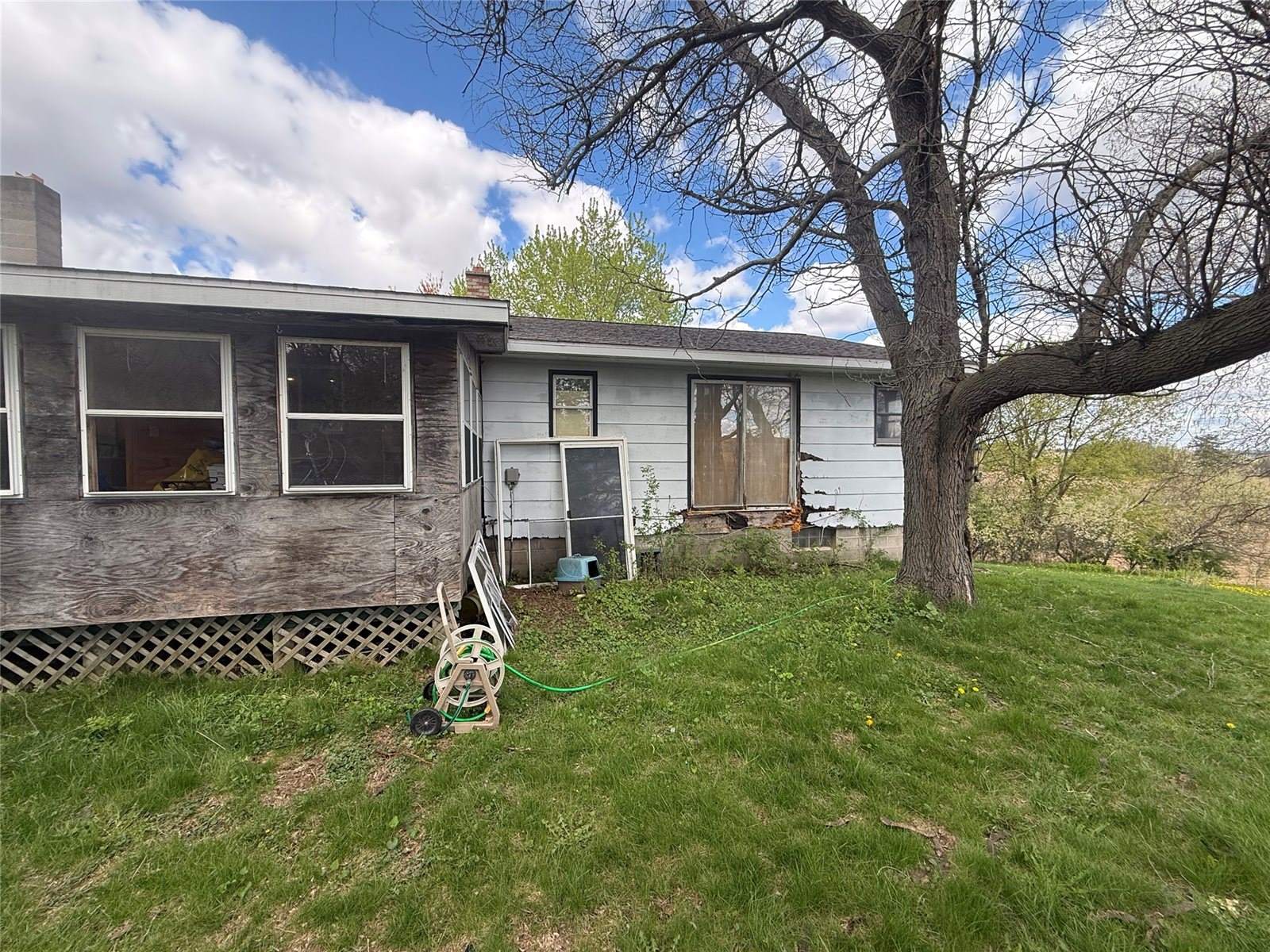 N21938 Daffinson Lane, Ettrick, WI 54627