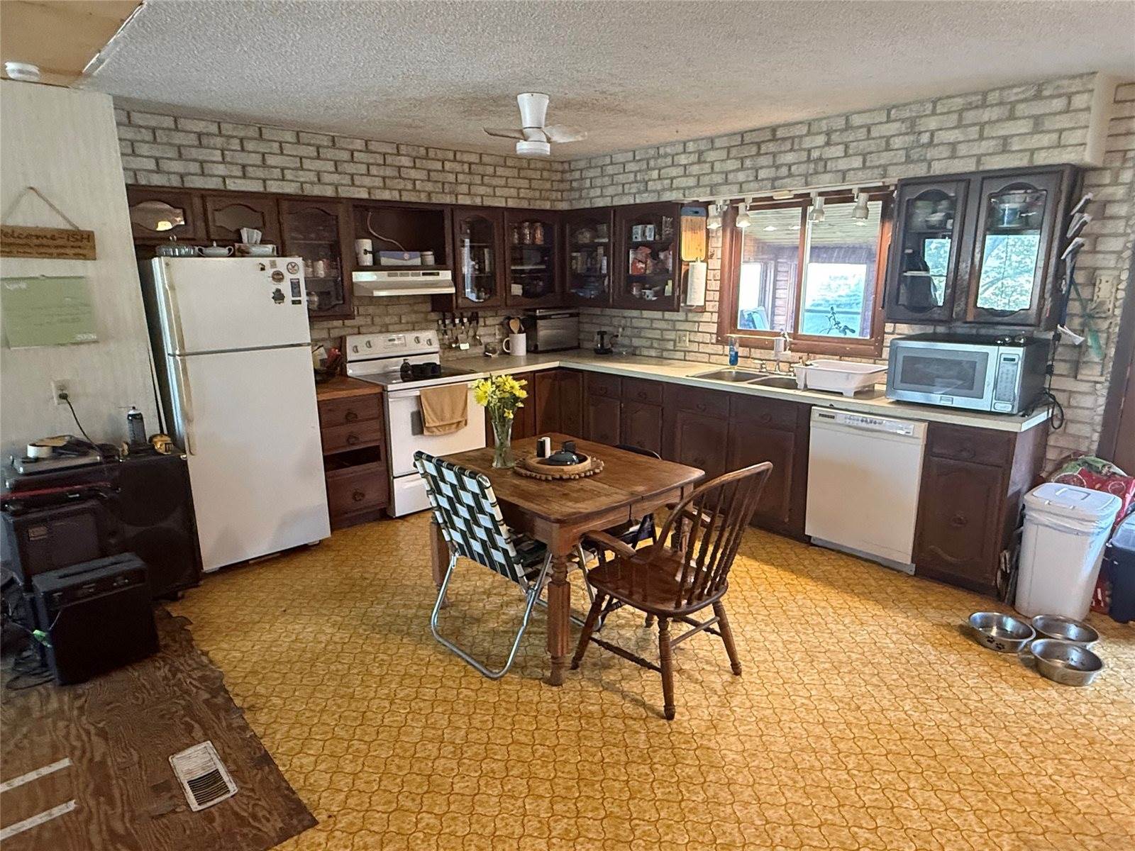 N21938 Daffinson Lane, Ettrick, WI 54627