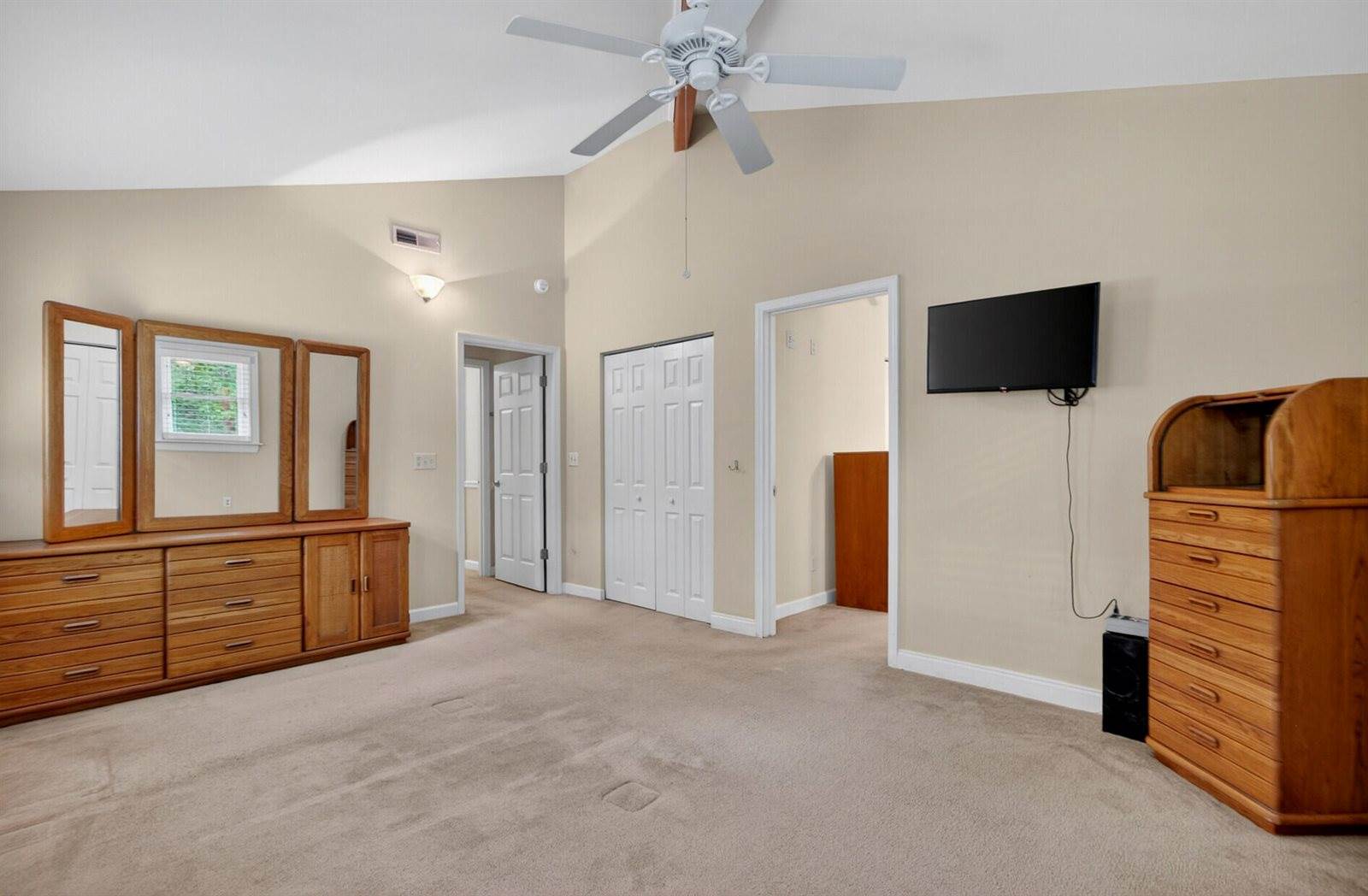 1105 County Line Road, Cross, SC 29436