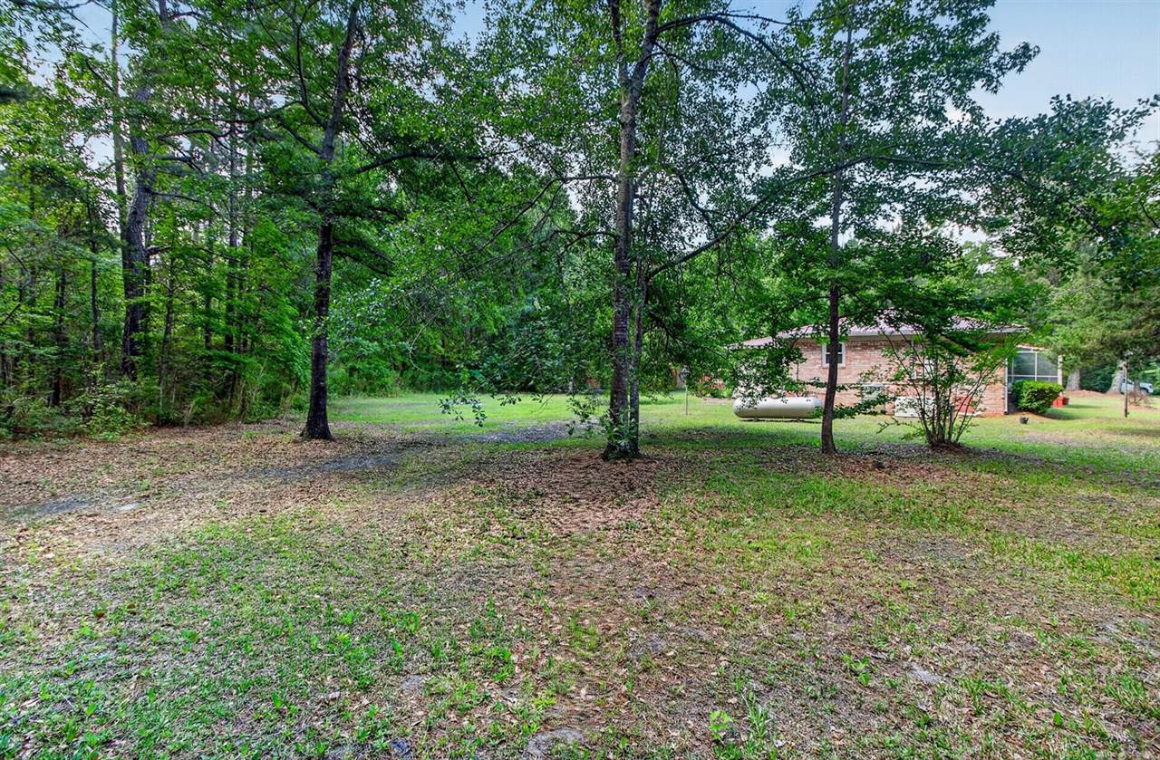 1105 County Line Road, Cross, SC 29436