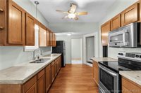 946 East Maple Street, Jeffersonville, IN 47130