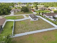 3824 17th Street West, Lehigh Acres, FL 33971