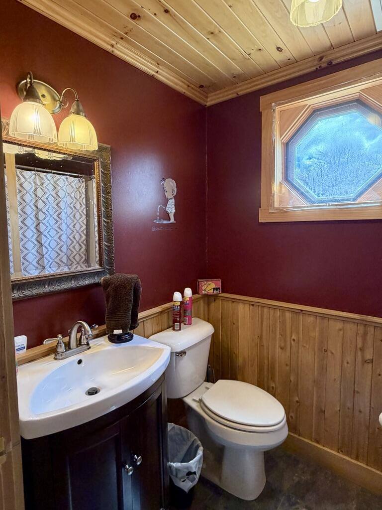 581 Robinson Road, Blaine, ME 04734