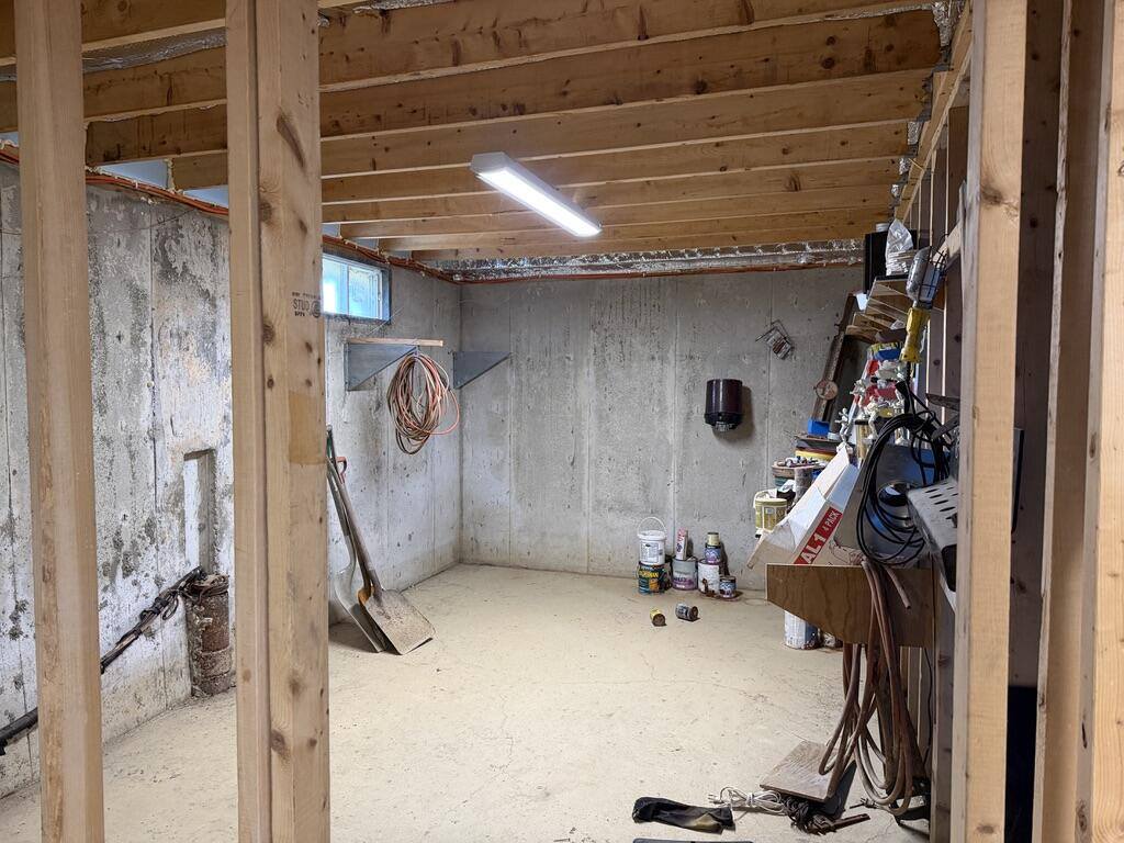 581 Robinson Road, Blaine, ME 04734