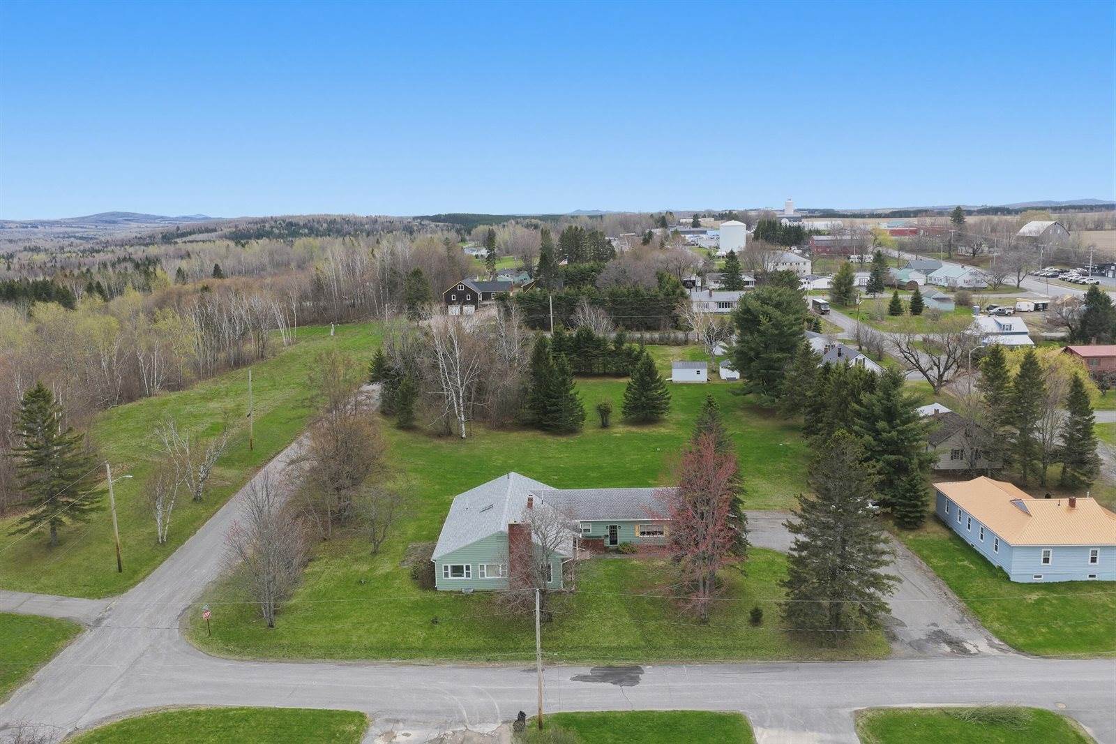 19 Macarthur Avenue, Caribou, ME 04736