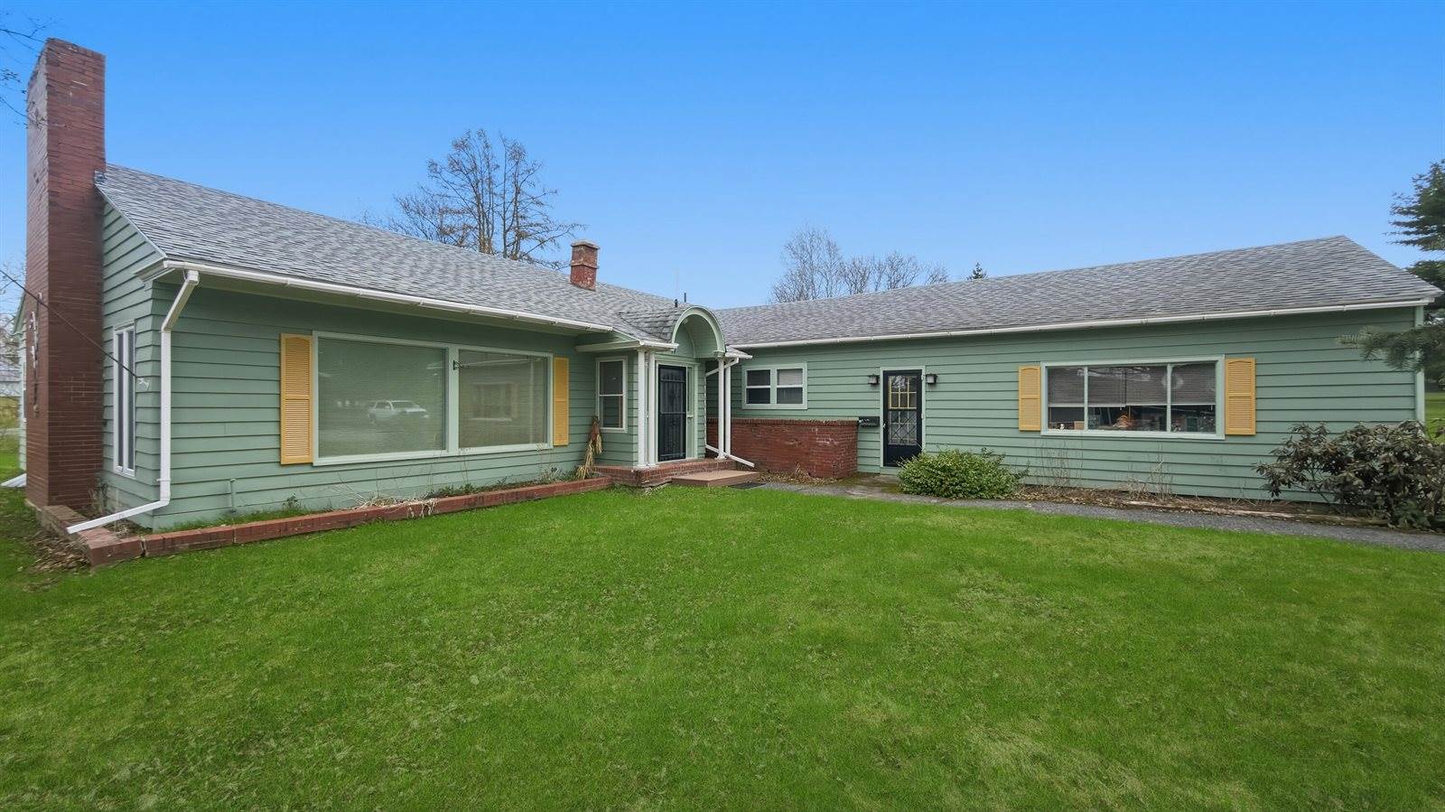 19 Macarthur Avenue, Caribou, ME 04736