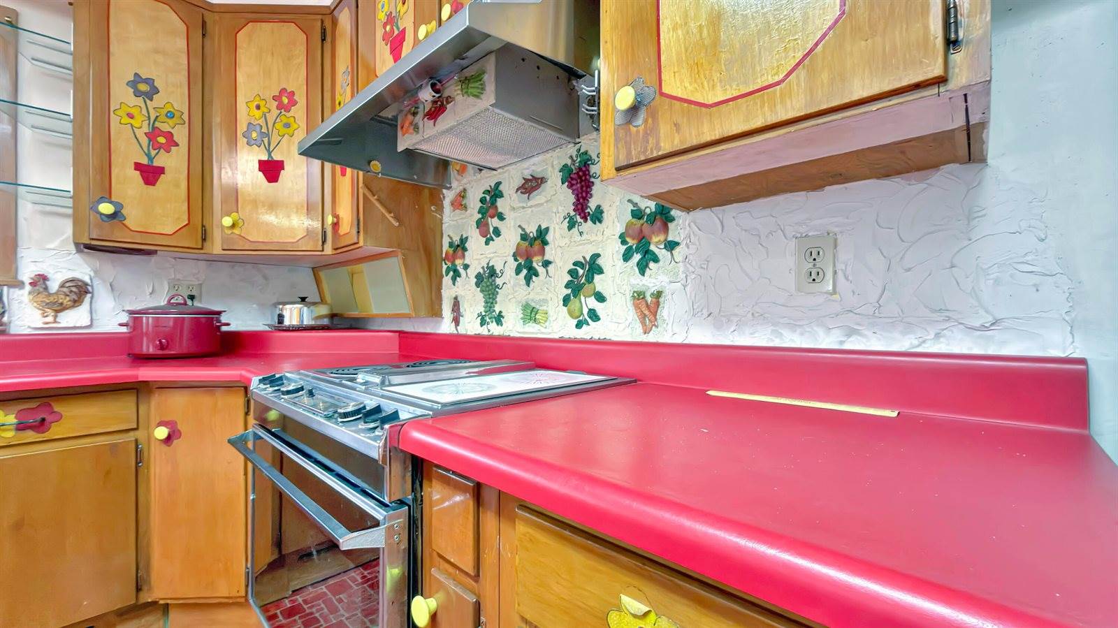 19 Macarthur Avenue, Caribou, ME 04736