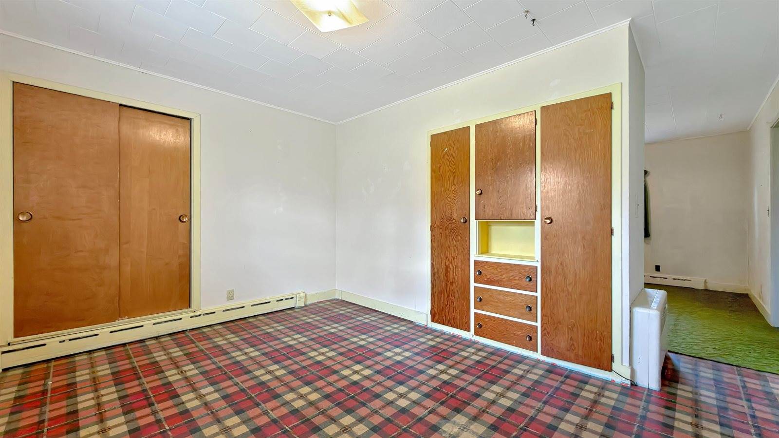 19 Macarthur Avenue, Caribou, ME 04736