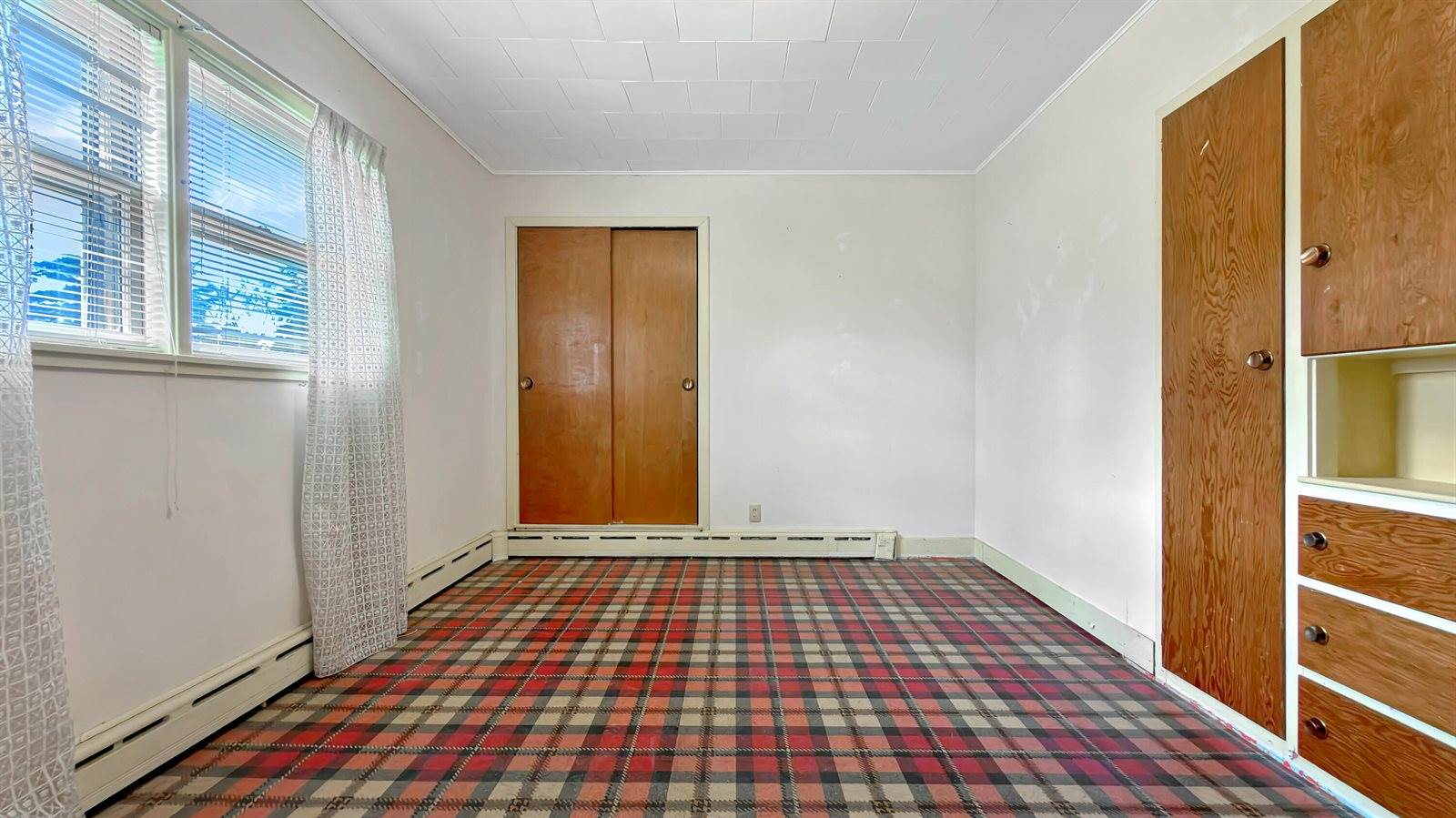 19 Macarthur Avenue, Caribou, ME 04736