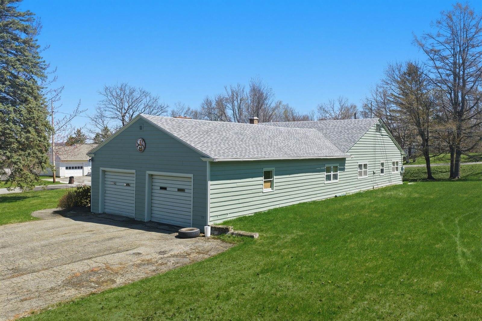 19 Macarthur Avenue, Caribou, ME 04736