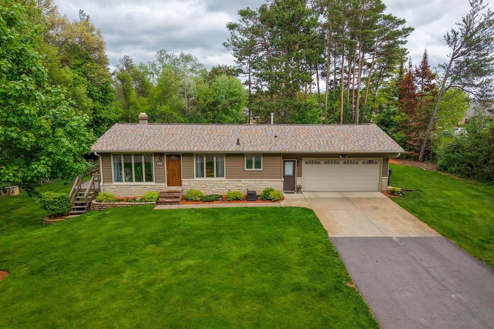 1161 Weeping Willow Drive, Wisconsin Rapids, WI 54494