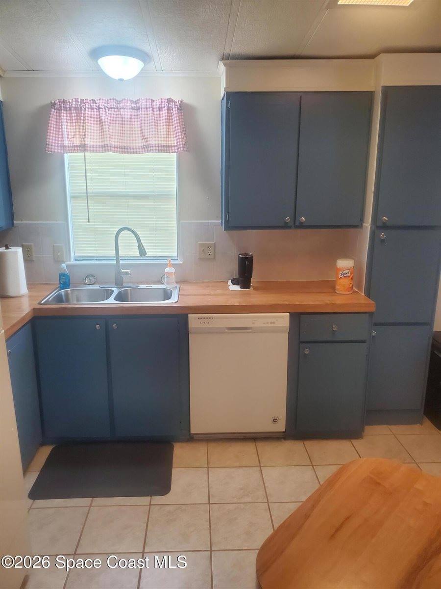 1966 Live Oak Street NE, Palm Bay, FL 32905
