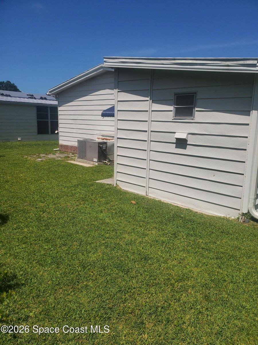 1966 Live Oak Street NE, Palm Bay, FL 32905