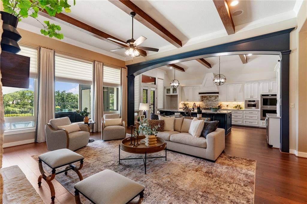 2833 Persimmon Ridge Court, Bryan, TX 77807