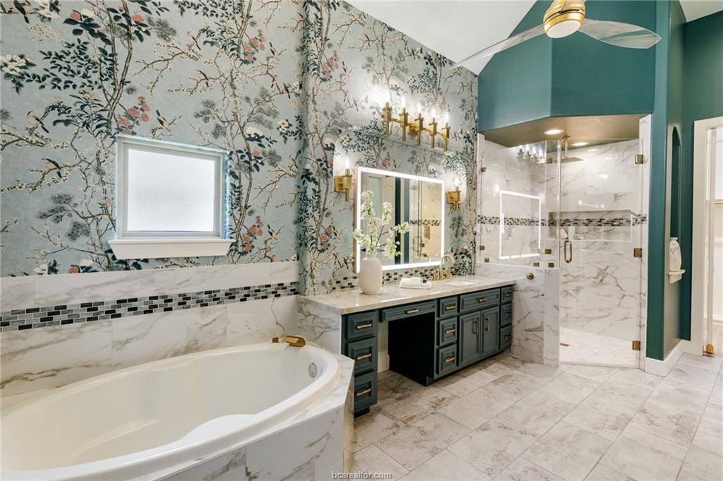 2833 Persimmon Ridge Court, Bryan, TX 77807