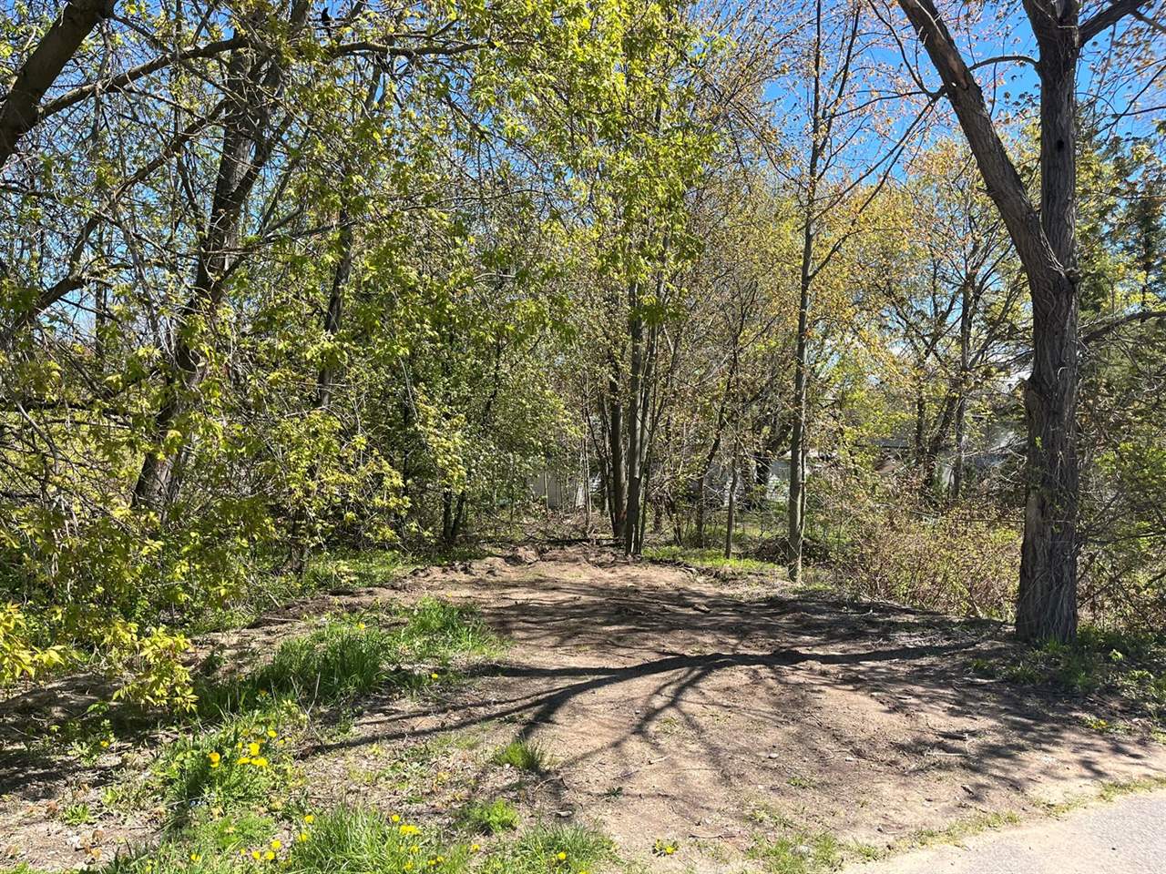 Lot 122 Carman Avenue, Houghton Lake, MI 48629