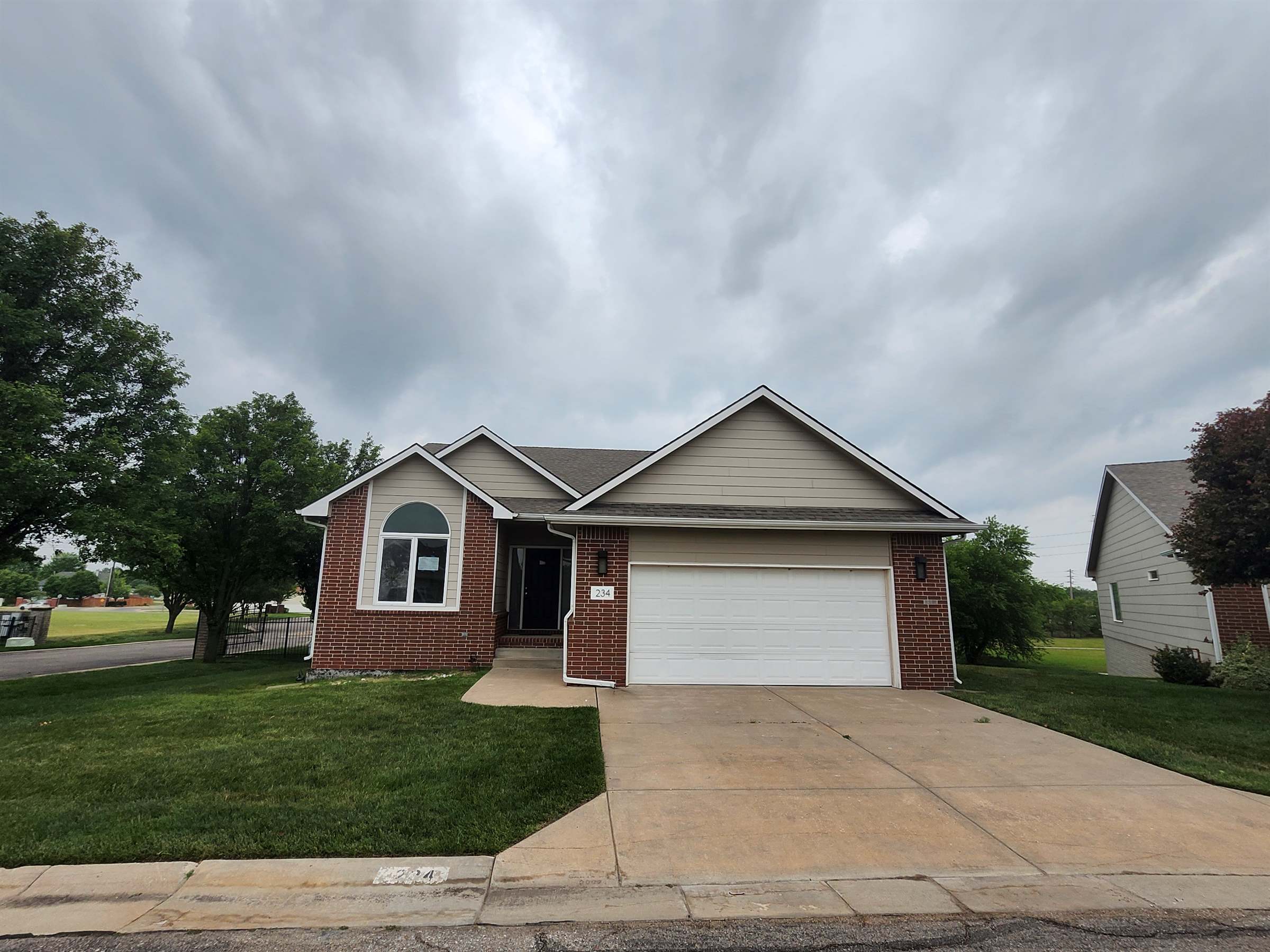 2022 S Webb Rd, Wichita, KS 67207