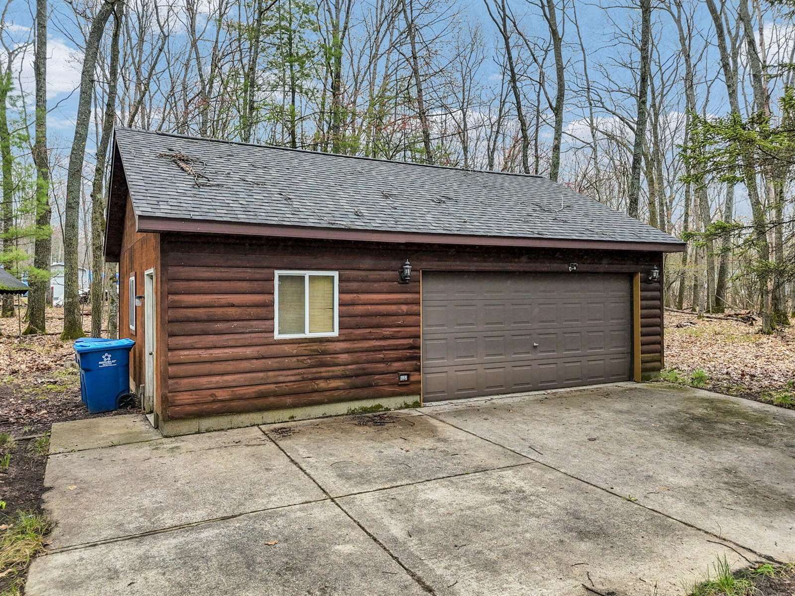 4100 West School Road, Roscommon, MI 48653