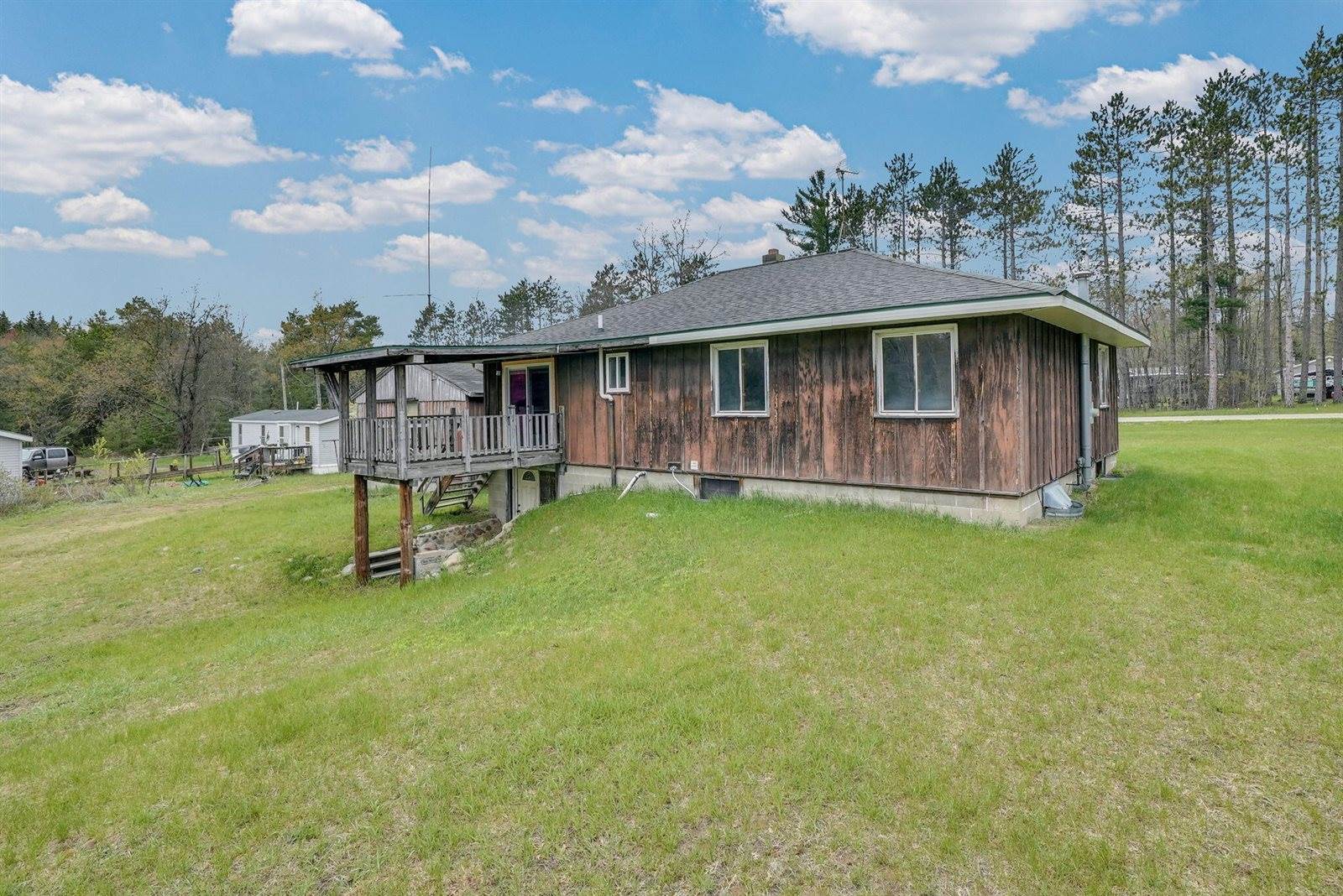 8108 East West Branch Road, Saint Helen, MI 48656