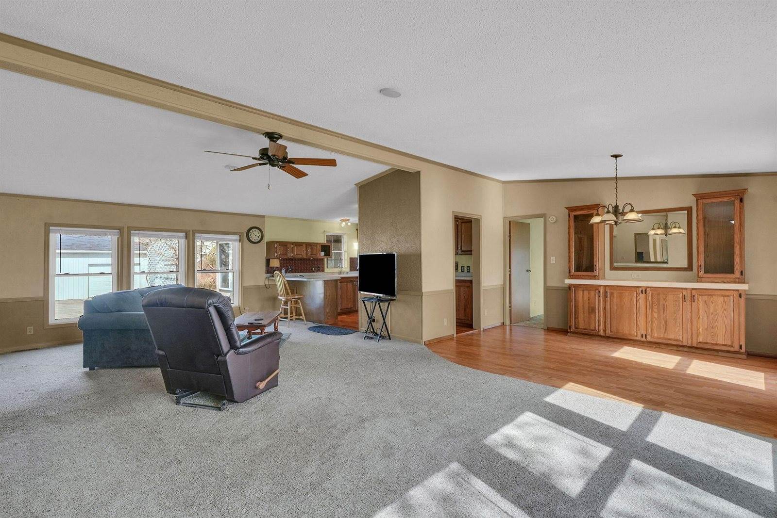 11789 West Shore Drive, Houghton Lake, MI 48629