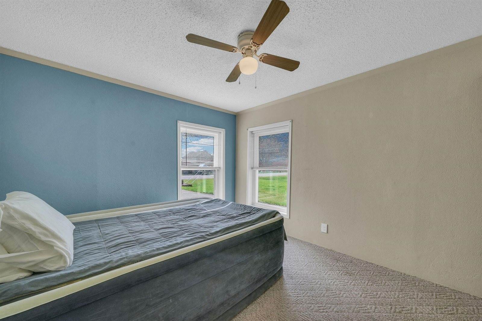 11789 West Shore Drive, Houghton Lake, MI 48629
