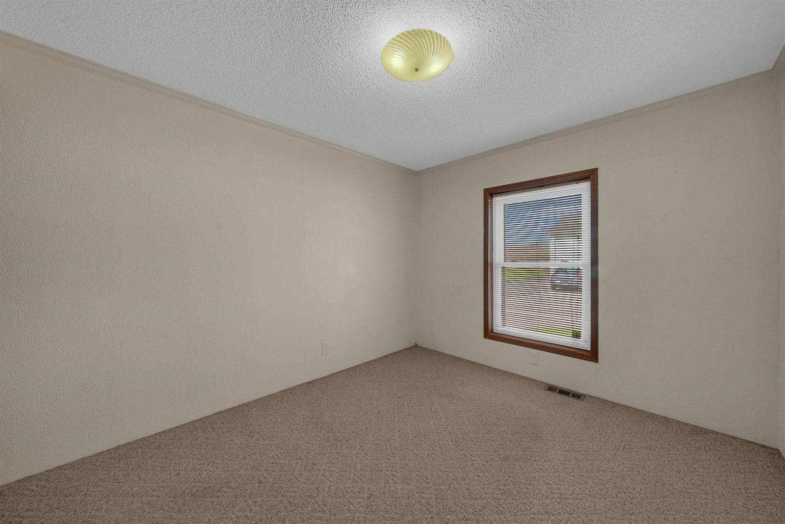 11789 West Shore Drive, Houghton Lake, MI 48629