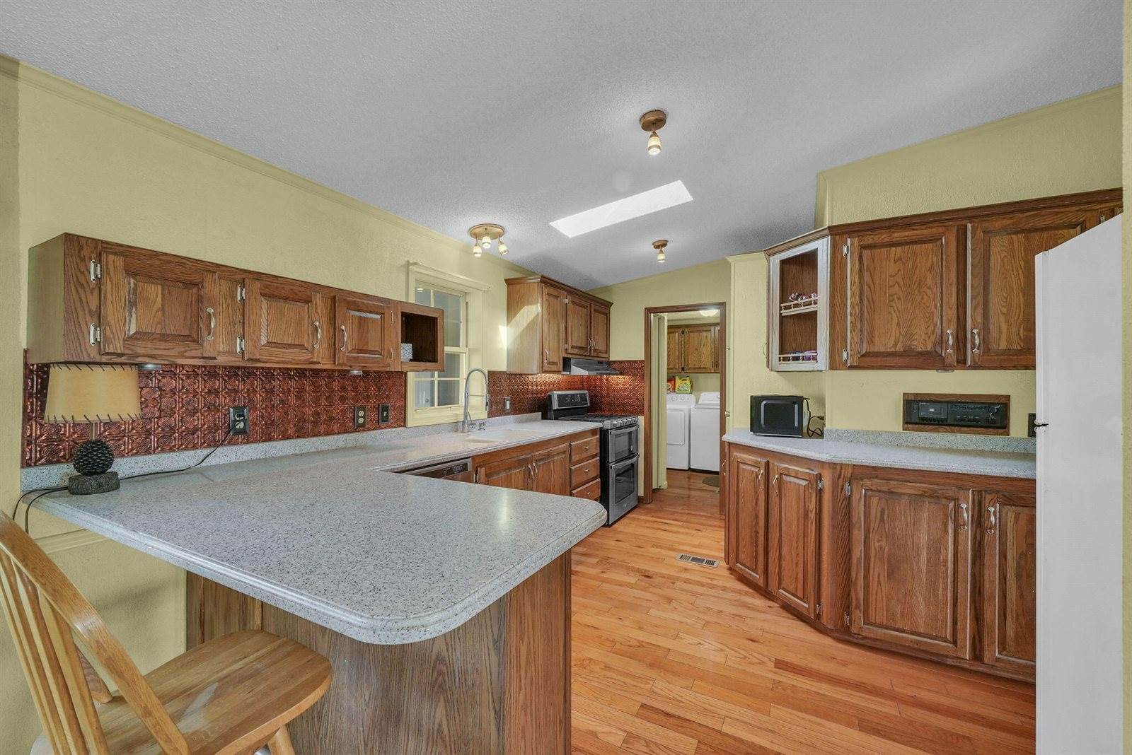 11789 West Shore Drive, Houghton Lake, MI 48629