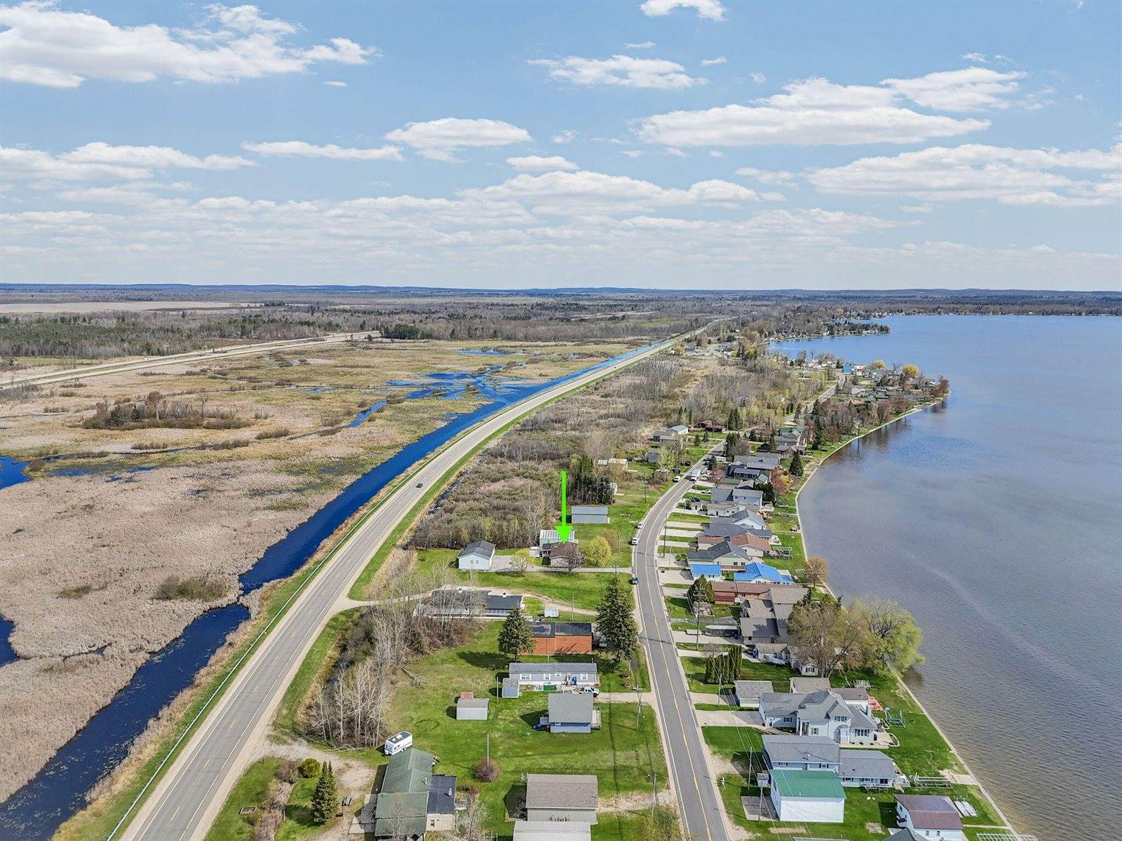 11789 West Shore Drive, Houghton Lake, MI 48629