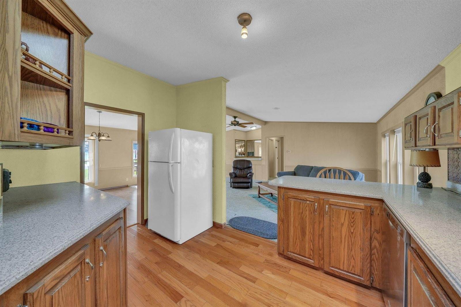 11789 West Shore Drive, Houghton Lake, MI 48629