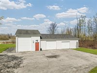 11789 West Shore Drive, Houghton Lake, MI 48629