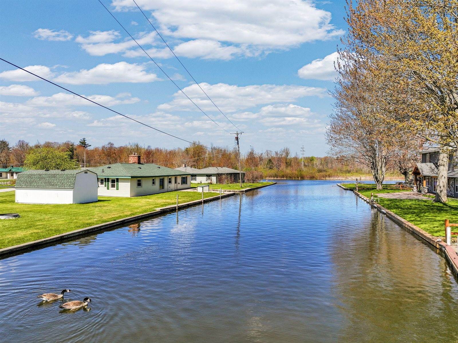4660 Cains Drive, Houghton Lake, MI 48629
