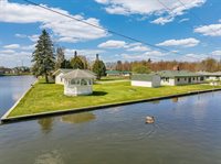 4660 Cains Drive, Houghton Lake, MI 48629