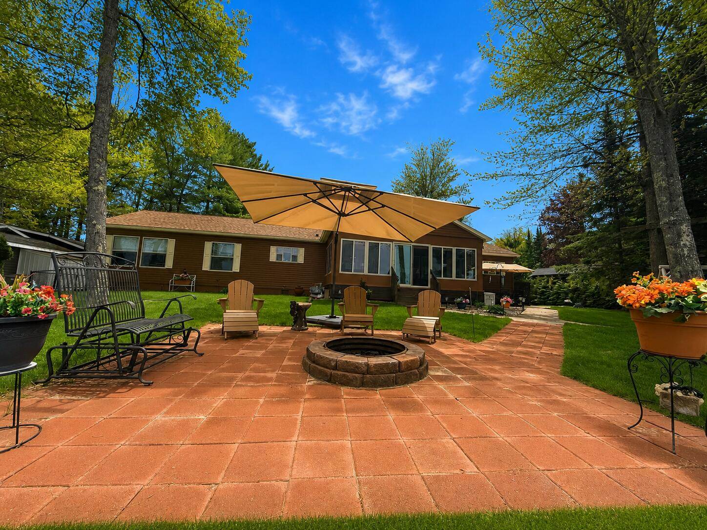 1825 1st Street, Saint Helen, MI 48656